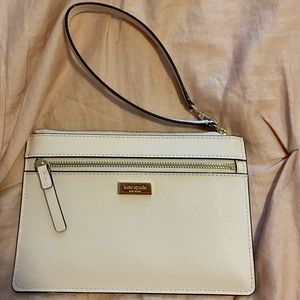 Kate Spade New York Tinie Laurel Way Wristlet